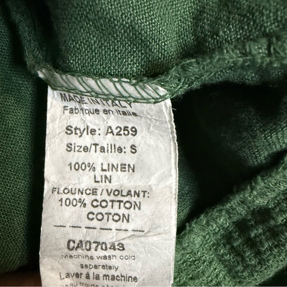 Green V-Neck Sleeveless Maxi Dress - Picture 10 of 10